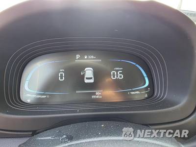 2025 Hyundai Venue SEL - zdjęcie 2 z 23 - miniatura