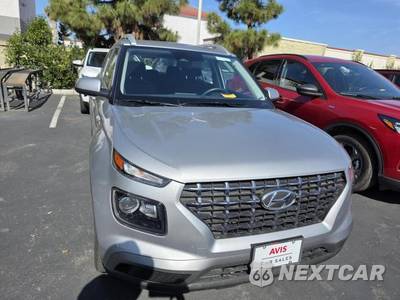 2025 Hyundai Venue SEL - zdjęcie 6 z 23 - miniatura