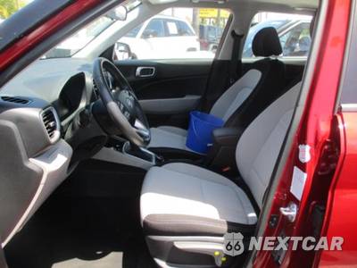 2025 Hyundai Venue SEL - zdjęcie 22 z 26 - miniatura