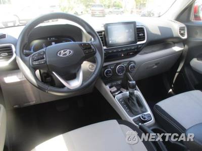 2025 Hyundai Venue SEL - zdjęcie 21 z 26 - miniatura