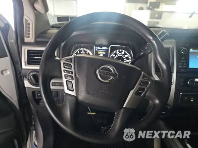 2018 Nissan TITAN PRO-4X Extended Cab Medium Bed - zdjęcie 10 z 18 - miniatura