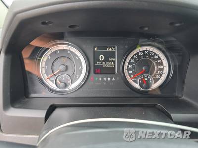 2018 Ram 1500 Tradesman Crew Cab Short Bed - zdjęcie 12 z 26 - miniatura
