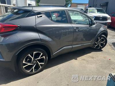 2018 Toyota C-HR XLE - zdjęcie 11 z 38 - miniatura