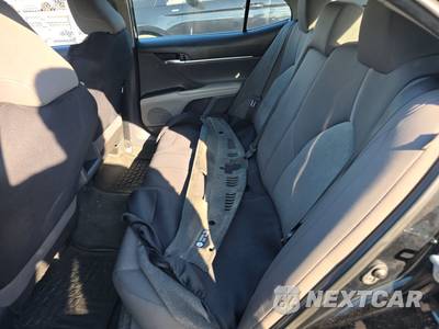 2022 Toyota Camry LE - zdjęcie 13 z 43 - miniatura