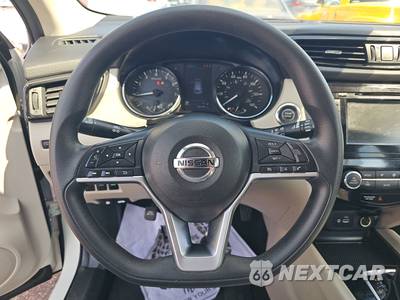 2020 Nissan Rogue Sport SV - zdjęcie 10 z 23 - miniatura