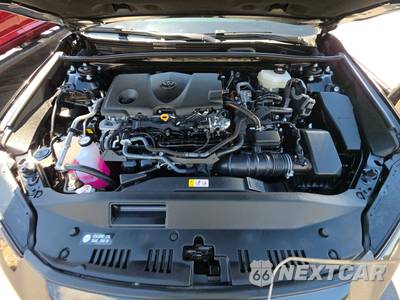 2025 Toyota Camry SE - zdjęcie 15 z 33 - miniatura