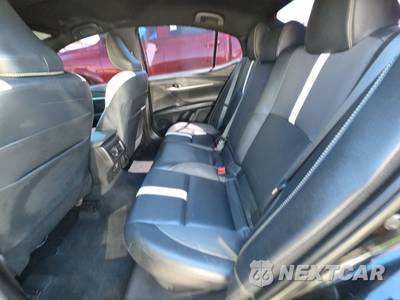 2025 Toyota Camry SE - zdjęcie 13 z 33 - miniatura