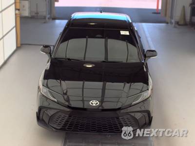 2025 Toyota Camry SE - zdjęcie 2 z 33 - miniatura