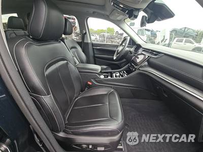 2023 Jeep Grand Cherokee L Limited - zdjęcie 8 z 20 - miniatura