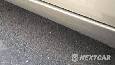 2015 Toyota Camry LE - zdjęcie 27 z 28 - miniatura