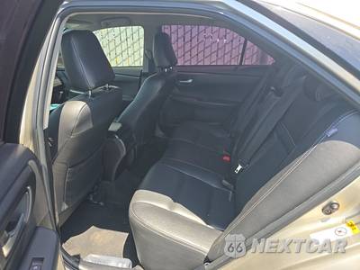 2015 Toyota Camry LE - zdjęcie 13 z 28 - miniatura