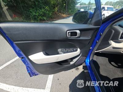 2024 Hyundai Venue SEL - zdjęcie 9 z 21 - miniatura