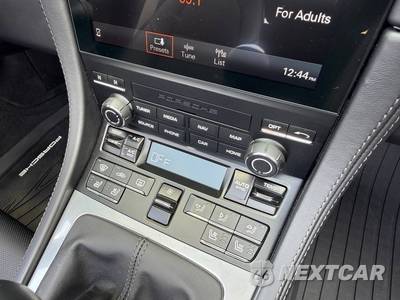 2025 Porsche 718 Boxster Style Edition - zdjęcie 25 z 43 - miniatura