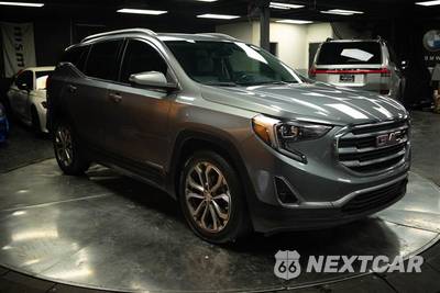 2020 GMC Terrain SLT 4SA - zdjęcie 4 z 32 - miniatura