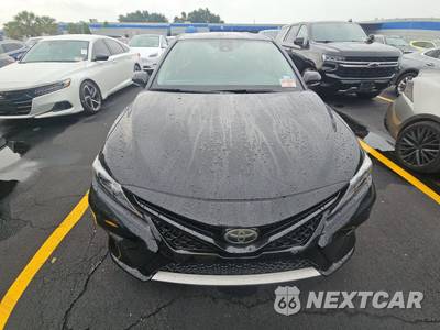 2022 Toyota Camry SE - zdjęcie 2 z 22 - miniatura
