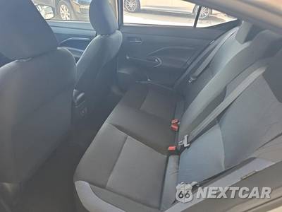 2025 Nissan Versa SV - zdjęcie 10 z 18 - miniatura