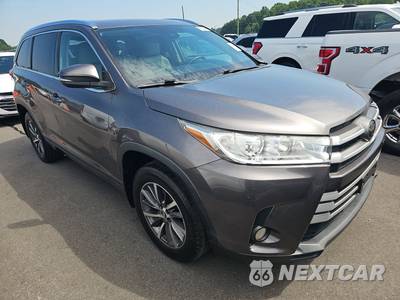2018 Toyota Highlander XLE - zdjęcie 3 z 26 - miniatura
