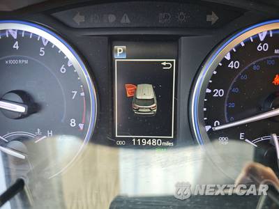 2018 Toyota Highlander XLE - zdjęcie 12 z 26 - miniatura