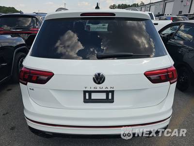 2022 Volkswagen Tiguan SE R-Line Black - zdjęcie 5 z 18 - miniatura