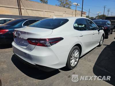 2024 Toyota Camry LE - zdjęcie 4 z 33 - miniatura