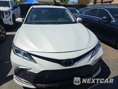 2024 Toyota Camry LE - zdjęcie 2 z 33 - miniatura