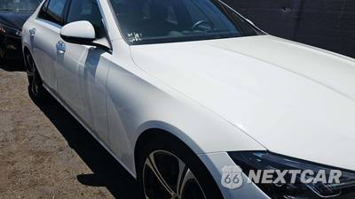 2023 Mercedes-Benz C 300 Sedan - zdjęcie 26 z 27 - miniatura