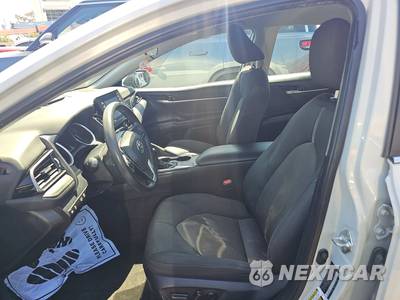 2024 Toyota Camry LE - zdjęcie 7 z 33 - miniatura