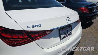 2023 Mercedes-Benz C 300 Sedan - zdjęcie 23 z 27 - miniatura
