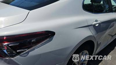 2024 Toyota Camry LE - zdjęcie 29 z 33 - miniatura