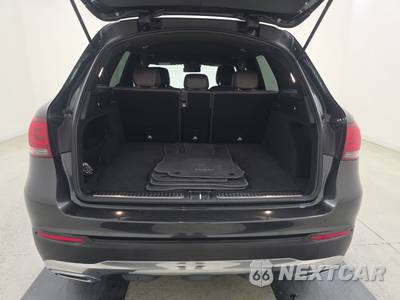2022 Mercedes-Benz GLC 300 - zdjęcie 16 z 28 - miniatura