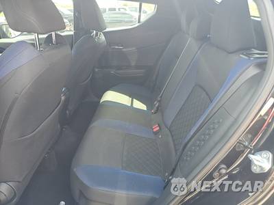 2021 Toyota C-HR XLE - zdjęcie 13 z 22 - miniatura