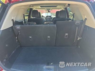 2023 Nissan Pathfinder SL - zdjęcie 19 z 28 - miniatura