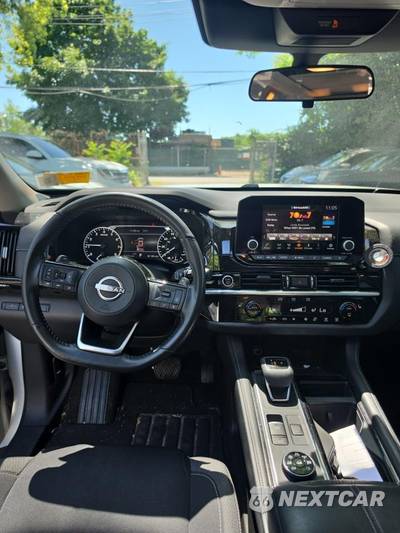 2023 Nissan Pathfinder SV - zdjęcie 12 z 27 - miniatura