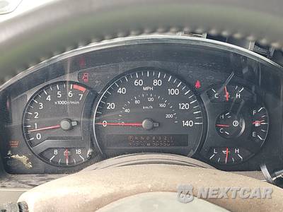 2005 Nissan TITAN SE Crew Cab Short Bed - zdjęcie 12 z 53 - miniatura
