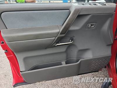 2005 Nissan TITAN SE Crew Cab Short Bed - zdjęcie 9 z 53 - miniatura