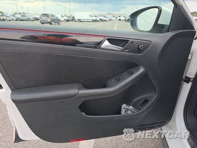 2016 Volkswagen Jetta GLI SE - zdjęcie 9 z 18 - miniatura