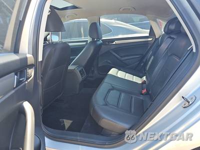 2014 Volkswagen Passat TDI SE w/Sunroof - zdjęcie 13 z 30 - miniatura