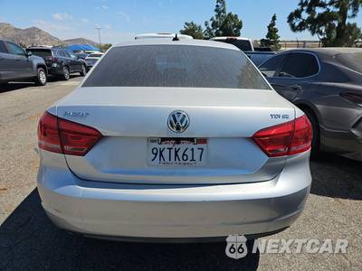 2014 Volkswagen Passat TDI SE w/Sunroof - zdjęcie 16 z 30 - miniatura