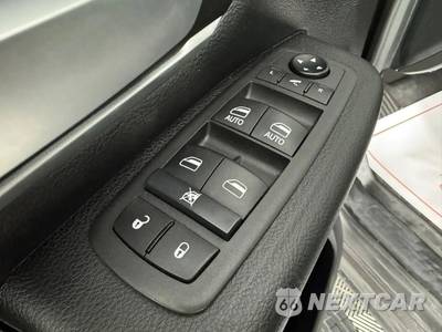 2021 Ram 1500 Big Horn Crew Cab Short Bed - zdjęcie 38 z 45 - miniatura