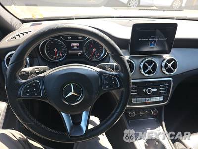2018 Mercedes-Benz GLA 250 - zdjęcie 11 z 30 - miniatura
