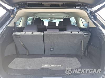 2022 Toyota Highlander LE - zdjęcie 17 z 24 - miniatura