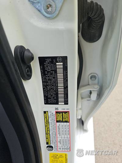 2022 Toyota Camry Hybrid LE - zdjęcie 14 z 26 - miniatura