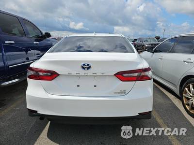 2022 Toyota Camry Hybrid LE - zdjęcie 5 z 26 - miniatura