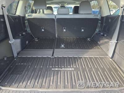 2023 Toyota Highlander XLE - zdjęcie 16 z 18 - miniatura