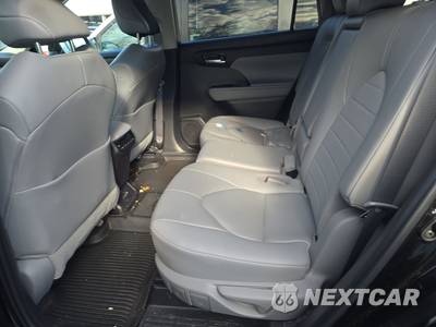 2023 Toyota Highlander XLE - zdjęcie 13 z 18 - miniatura