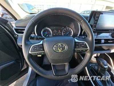 2022 Toyota Highlander Hybrid XLE - zdjęcie 10 z 32 - miniatura