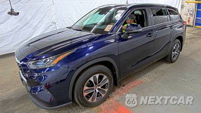 2023 Toyota Highlander XLE - zdjęcie 1 z 42 - miniatura