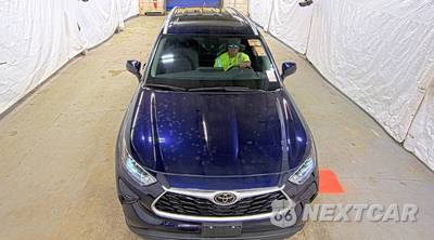 2023 Toyota Highlander XLE - zdjęcie 2 z 42 - miniatura