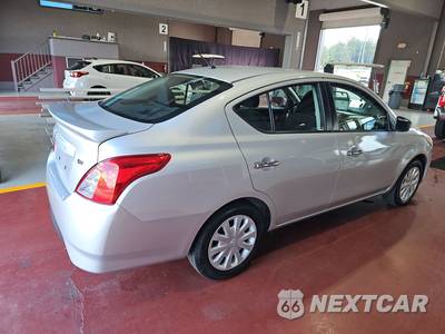 2018 Nissan Versa Sedan SV - zdjęcie 4 z 30 - miniatura