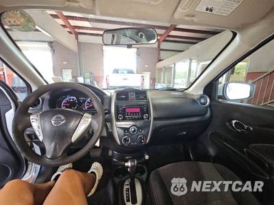 2018 Nissan Versa Sedan SV - zdjęcie 11 z 30 - miniatura
